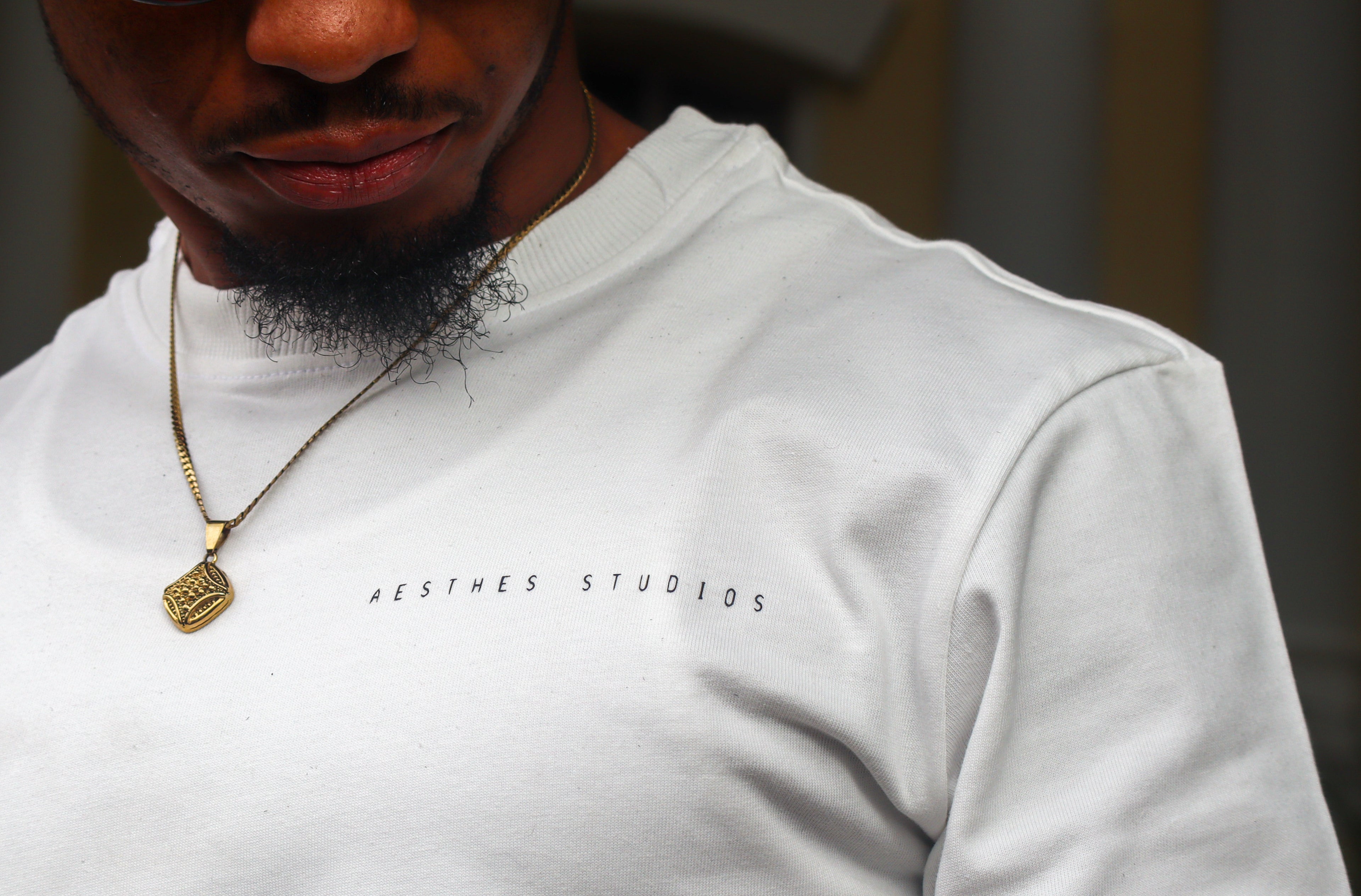 The AURUM standard tee